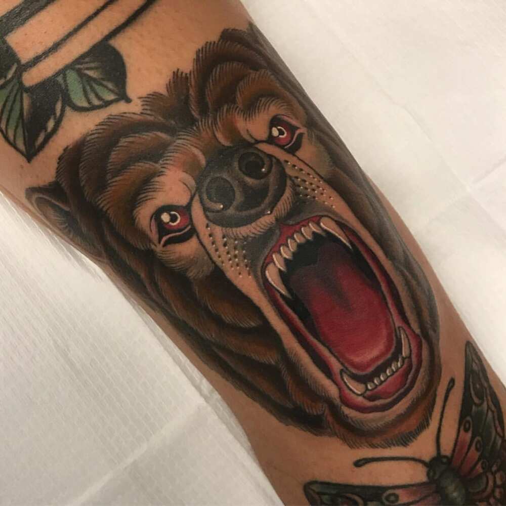 traditional grizzly bear head tattoo