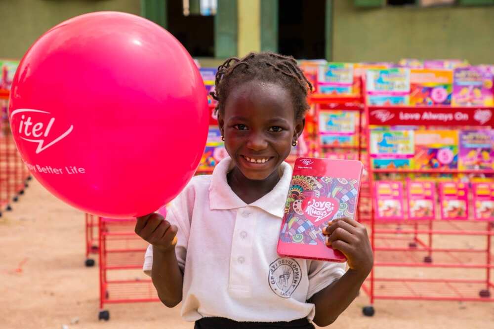 itel Celebrates Children’s Day 2023 with Over 1,000 Children in Abuja itel Celebrates Children’s Day 2023 with Over 1,000 Children in Abuja