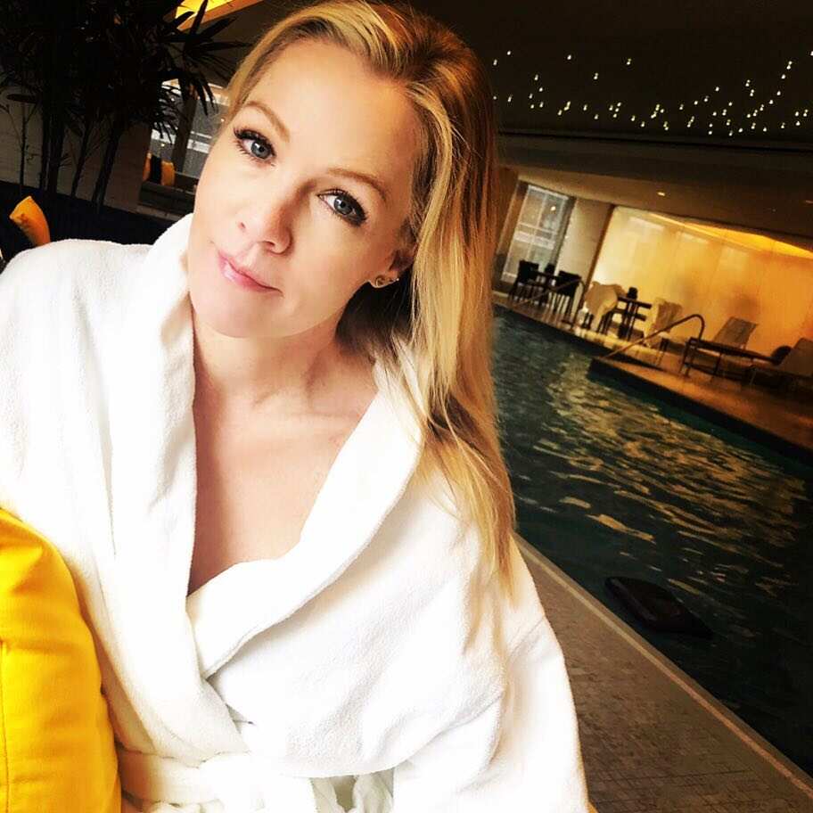 Jennie Garth Bio Age Net Worth Weight Gain Husband Legit Ng