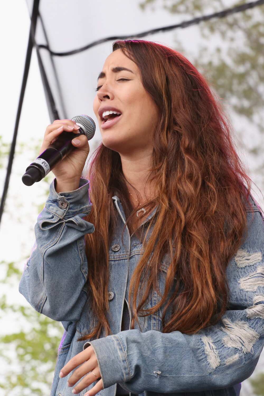 Sierra Deaton’s net worth Sierra Deaton’s net worth