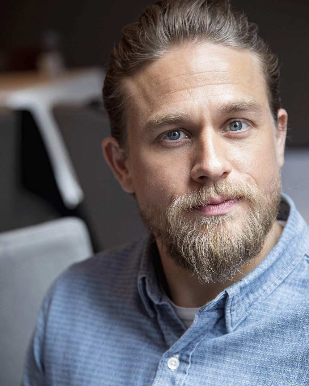 Charlie Hunnam 39 s King Arthur won 39 t be a US - USA, UNITED STATES OF  AMERICA NEWS