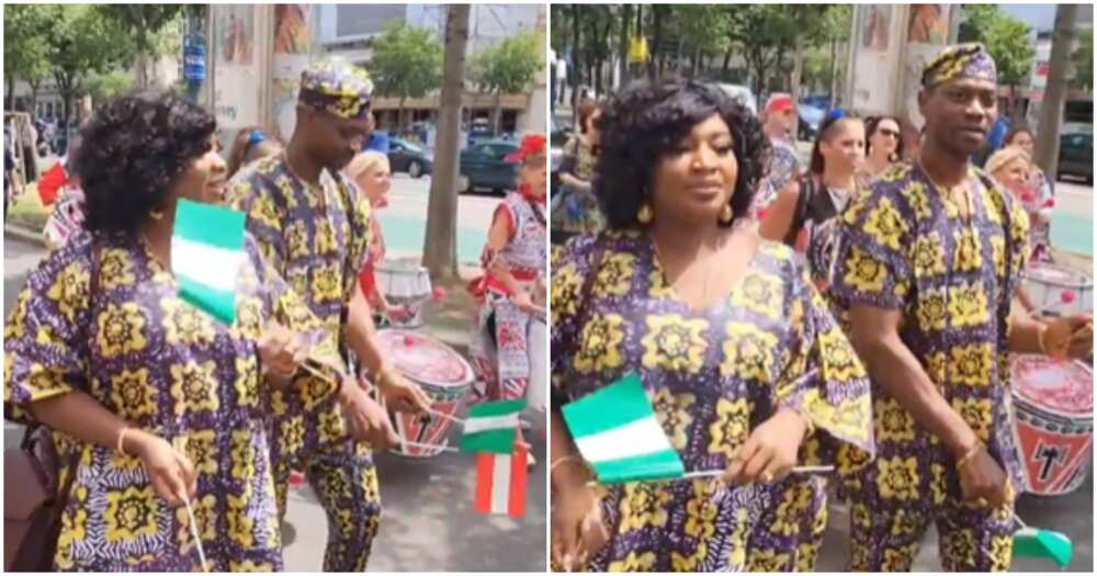 Lateef Adedimeji and wife with street band