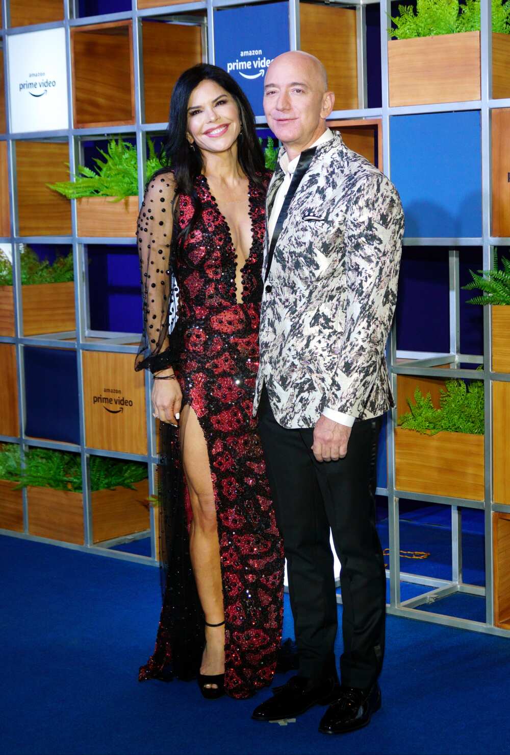 Jeff Bezos and Lauren Sanchez