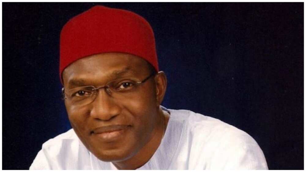 Andy Uba, dan takarar APC Andy Uba, dan takarar APC