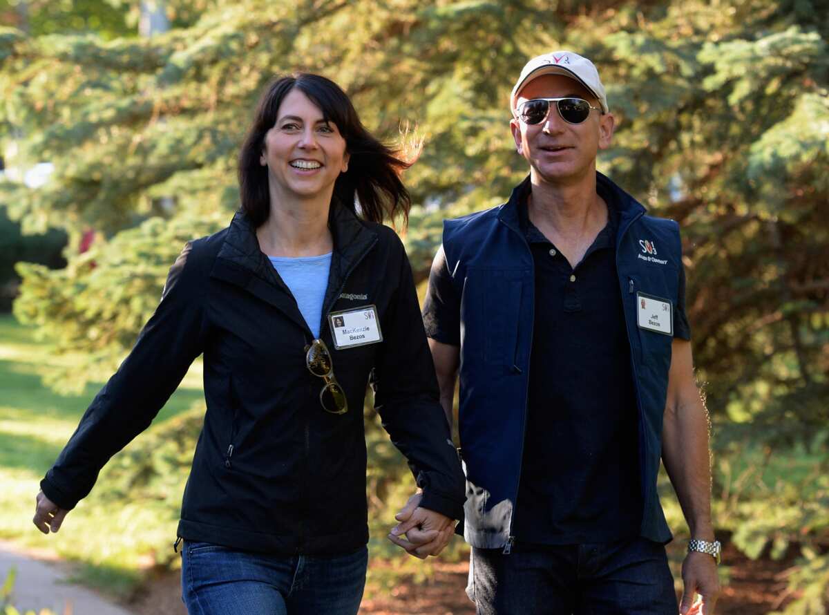 World's richest man Jeff Bezos agrees to record-breaking divorce of N12.5tn