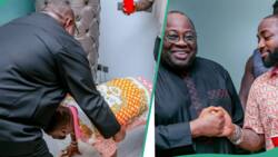 "Money or not! OBO get respect": Davido prostrates to greet Dele Momodu, clip trends