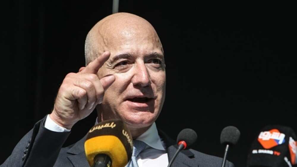 Yadda shugaban Amazon, Jeff Bezos ya kafa tarihi a cikin hamshakan masu arzikin duniya