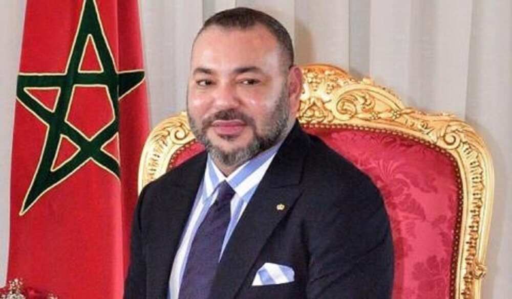 Hotunan hamshakan Sarakuna 6 na Afrika masu matukar arziki a karni na 21 Hotunan hamshakan Sarakuna 6 na Afrika masu matukar arziki a karni na 21