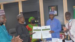 Amaechi receives FBC for Lagos/Ibadan, Itakpe/Warri rail e-ticketing concession