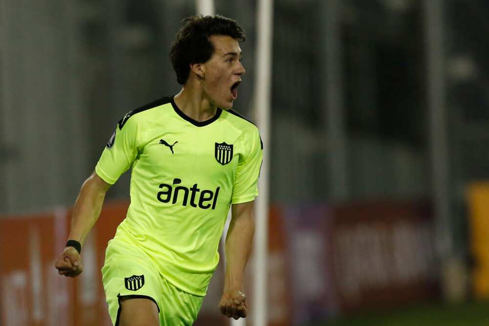 Facundo Pellistri: Man United complete 5-year move for Uruguay teenage sensation for €8.50m Facundo Pellistri: Man United complete 5-year move for Uruguay teenage sensation for €8.50m