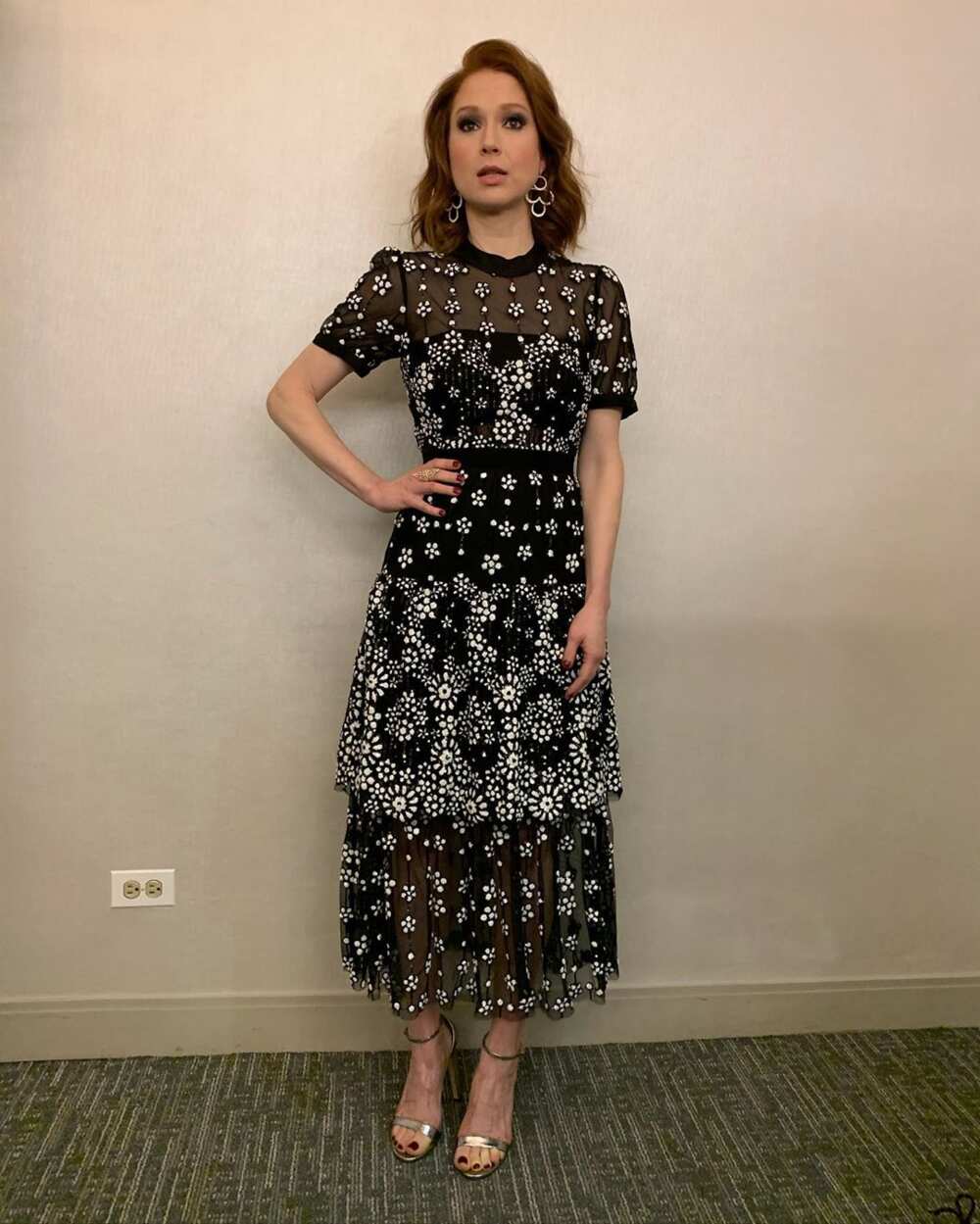 Ellie Kemper hot Ellie Kemper hot