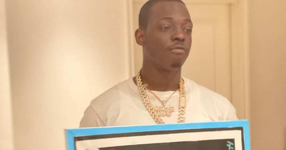 Bobby Shmurda's Parole Conditions Include No Drinking Alcohol, Attending Bars and 8pm Curfew