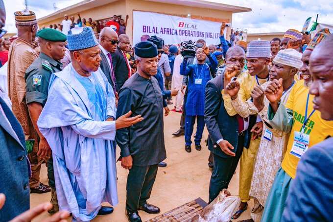 Osinbajo ya bude kasuwar shanu da katafariyar tashar mota a jihar Kebbi (Hotuna)