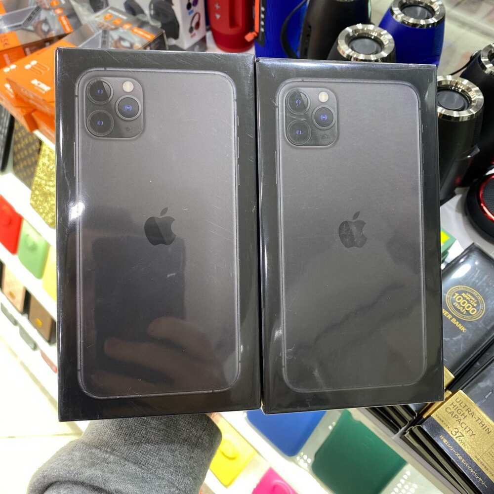 Iphone 15 pro упаковка. Iphone 13 Pro Max коробка. Корпус на айфон 11 Pro Max. Корпус iphone 11. Iphone 11 Pro Max комплектация.