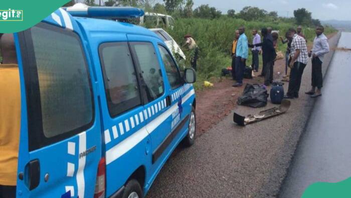 “Devastating”: 19 killed as bus, car collide in Oyo, FRSC gives update