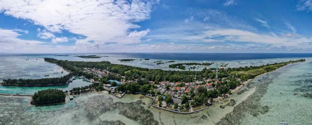 Environmentalists say that most of tiny Pari island could sink by 2050 because of rising sea levels Environmentalists say that most of tiny Pari island could sink by 2050 because of rising sea levels