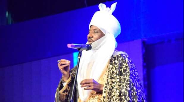 Sanusi speaking at a conference