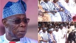 Obasanjo orders Yoruba monarchs to stand up and greet him in viral video, netizens react
