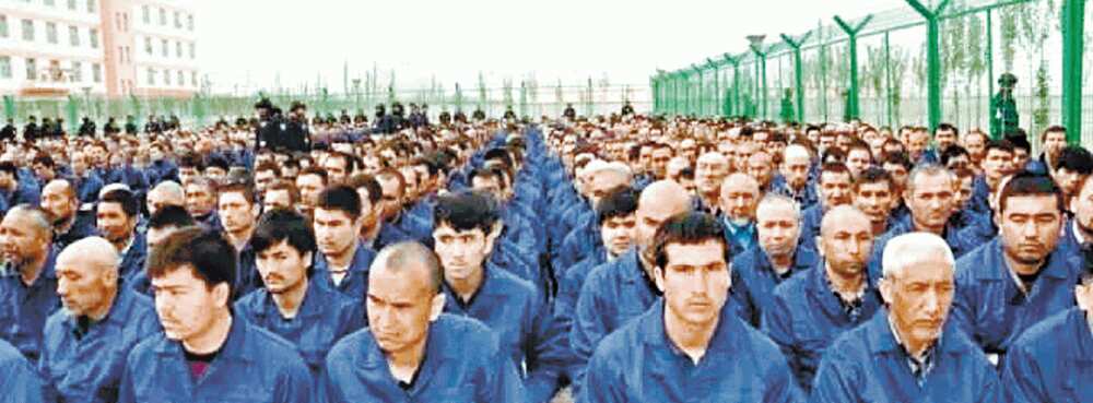 Duniya tayi wa kasar China caa, kan tace addinin Islama tabin hakali ne, ta kuma kame miliyoyin musulmi ta rufe Duniya tayi wa kasar China caa, kan tace addinin Islama tabin hakali ne, ta kuma kame miliyoyin musulmi ta rufe