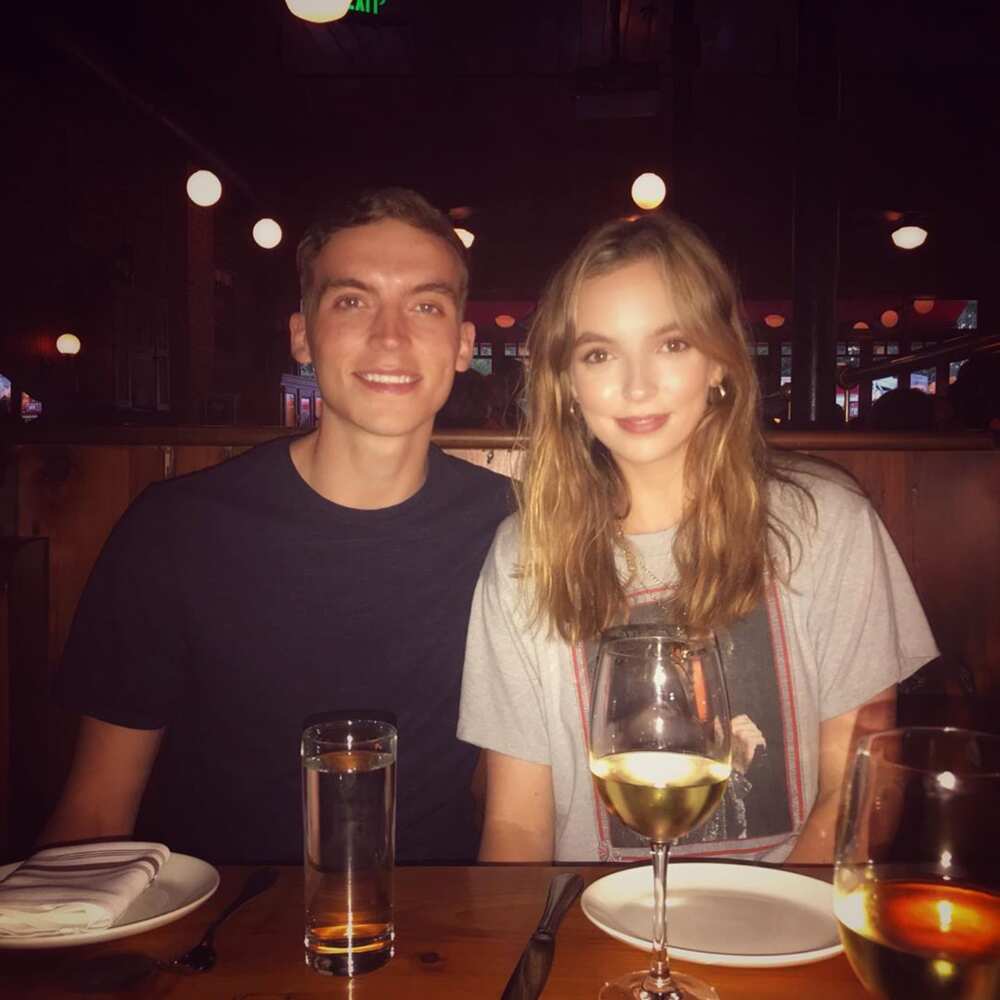 Jodie Comer hot Jodie Comer hot