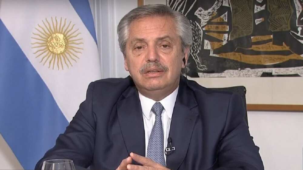 Bayan ya yi allurar rigakafi: Shugaban kasar Argentina ya kamu da korona Bayan ya yi allurar rigakafi: Shugaban kasar Argentina ya kamu da korona