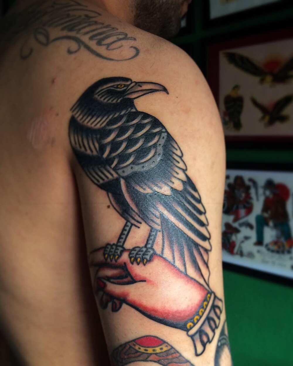 american traditional raven tattoo