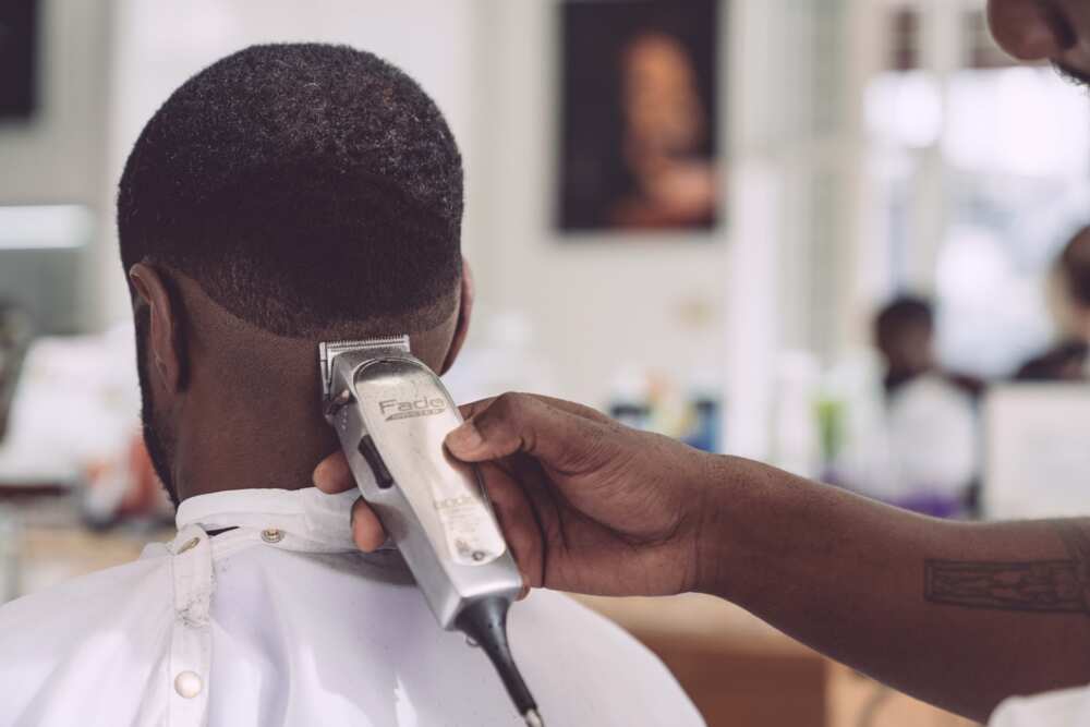 Man doing haircut