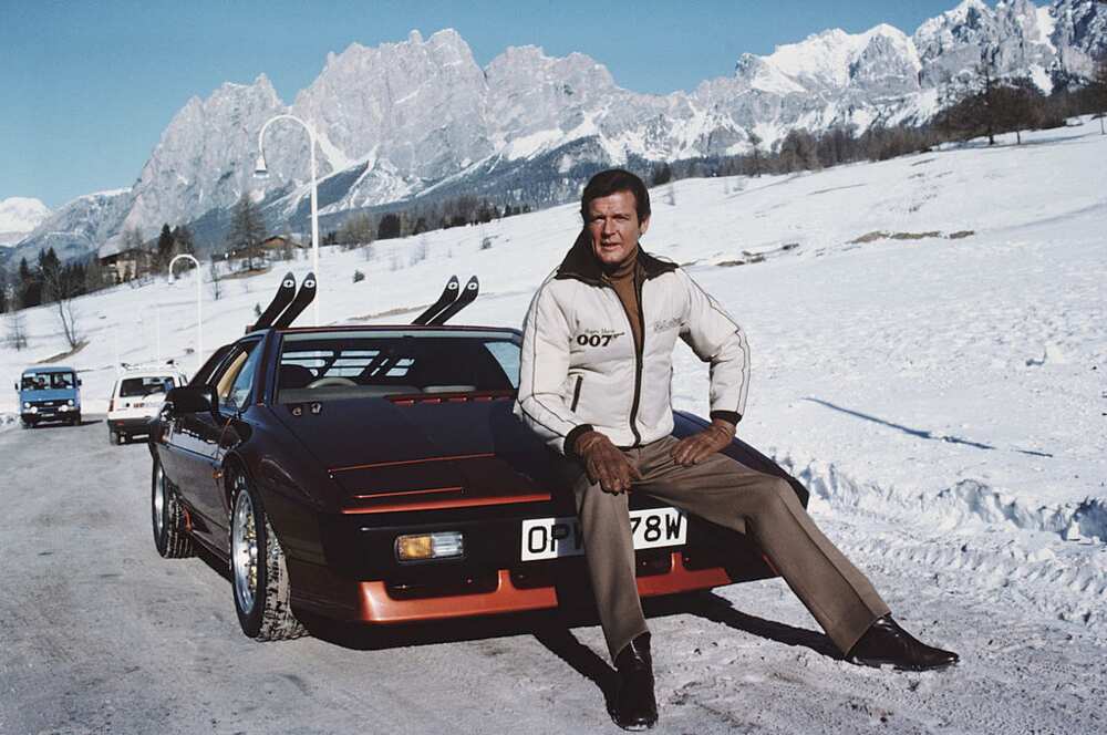 Top 10 des voitures de James Bond les plus légendaires à l'écran Top 10 des voitures de James Bond les plus légendaires à l'écran