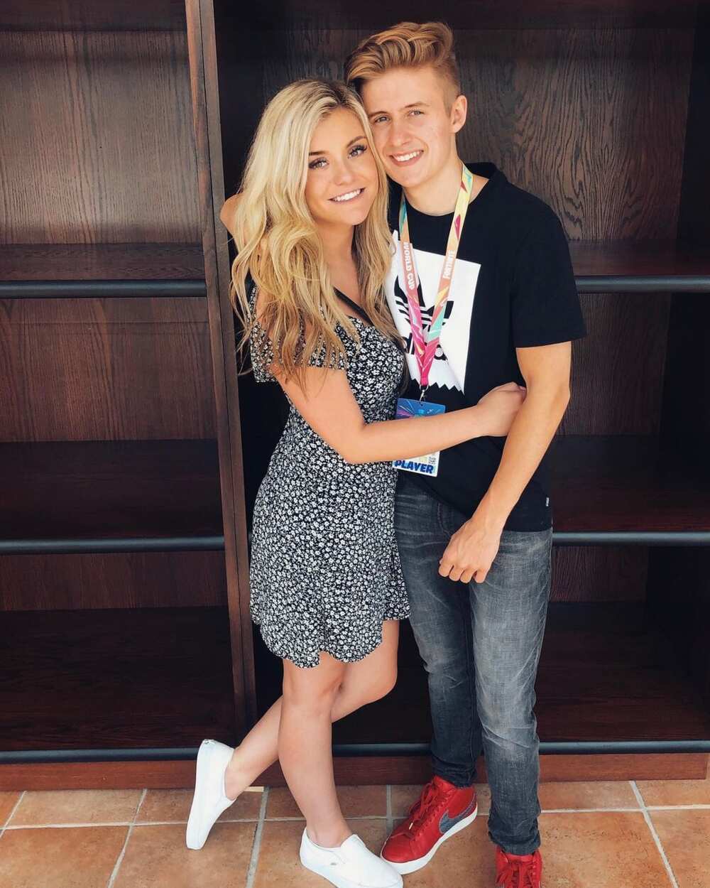 Brooke Fortnite Real Name Brookeab Bio Age Full Name Net Worth Relationship With Symfuhny Legit Ng