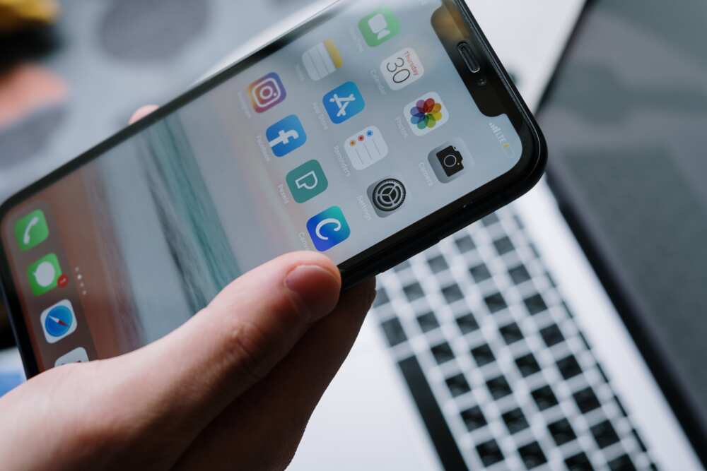 How to flash an iPhone with a computer? How to flash an iPhone with a computer?