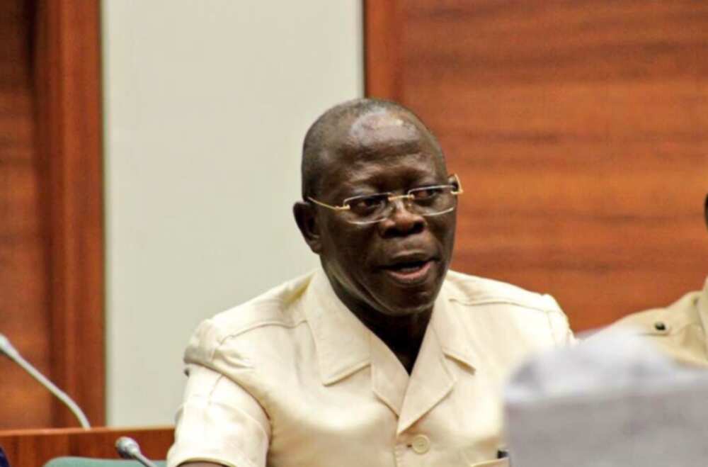 Oshiomole ya bayyana shirin gwamnatin tarayya na rage radadin cire tallafin man fetur Oshiomole ya bayyana shirin gwamnatin tarayya na rage radadin cire tallafin man fetur