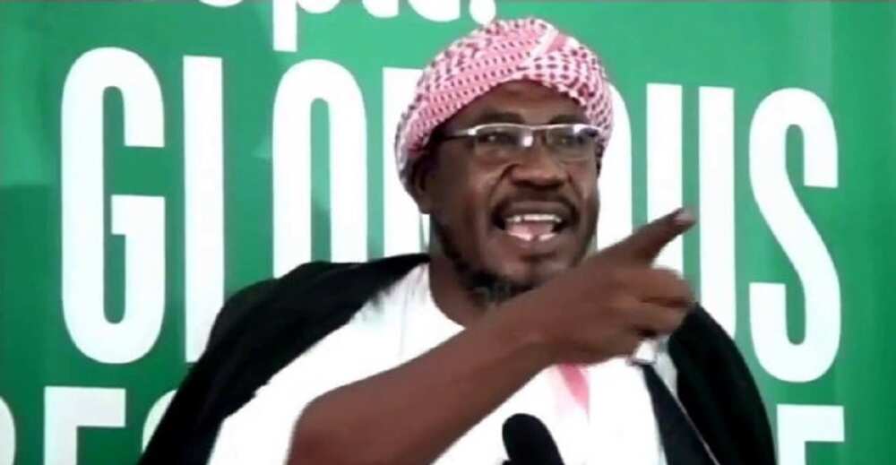 Yan Kwamitin Masallaci sun dakatad da Sheikh Nuru Khalid daga Limanci a Abuja
