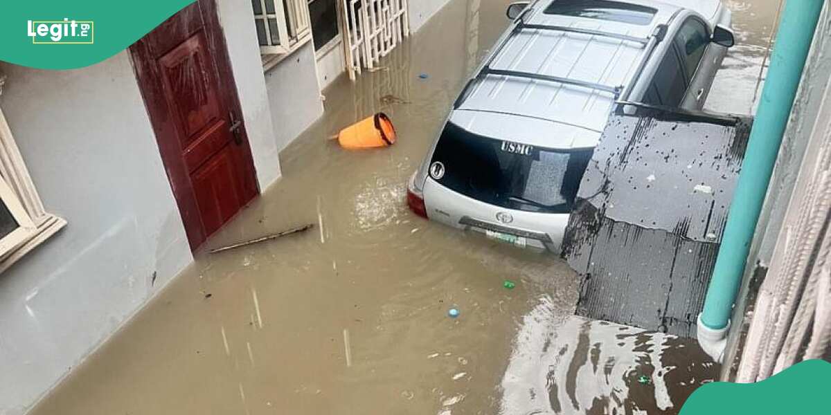 Continuous heavy rainfall brings Lagos state to a standstill
