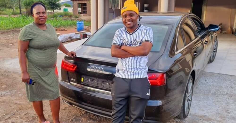 Young man buys his mum stunning Audi to thank her for keeping him in school