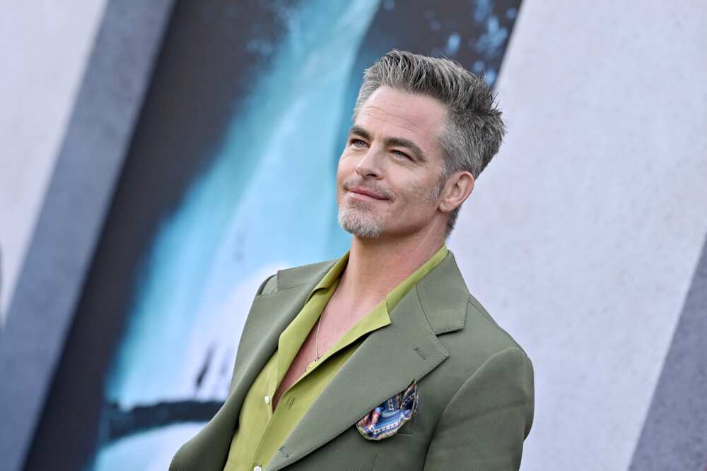 Does Chris Pine have a wife?