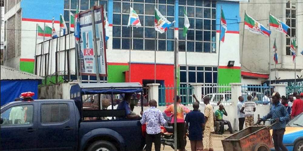 By-election: Fresh crisis rocks APC as aggrieved members protest in Bayelsa