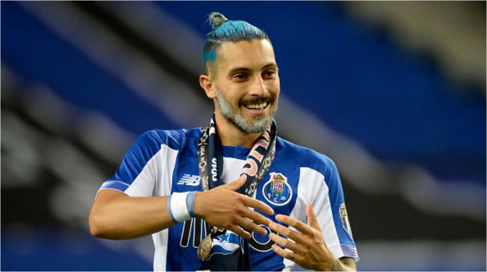 Alex Telles joins Manchester United from Porto in a deal worth £15.4m