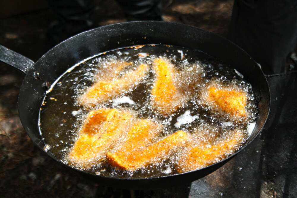 How to fry catfish with bread crumbs