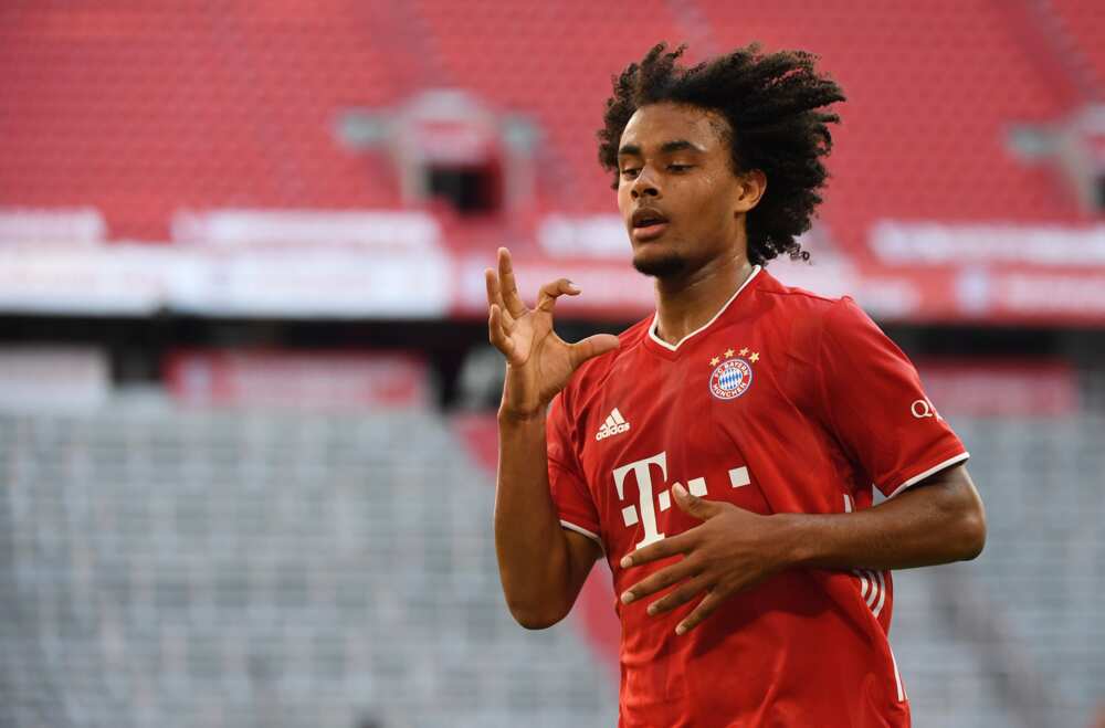 Joshua Zirkzee inspires Bayern Munich to 2-1 win over Monchengladbach