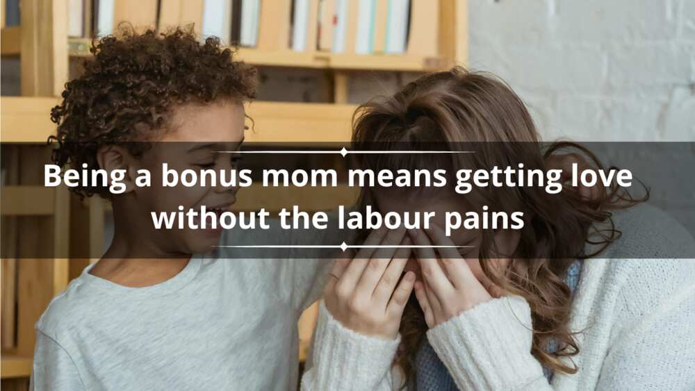Funny bonus mom quotes