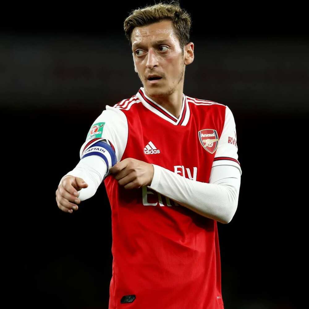 mesut ozil age