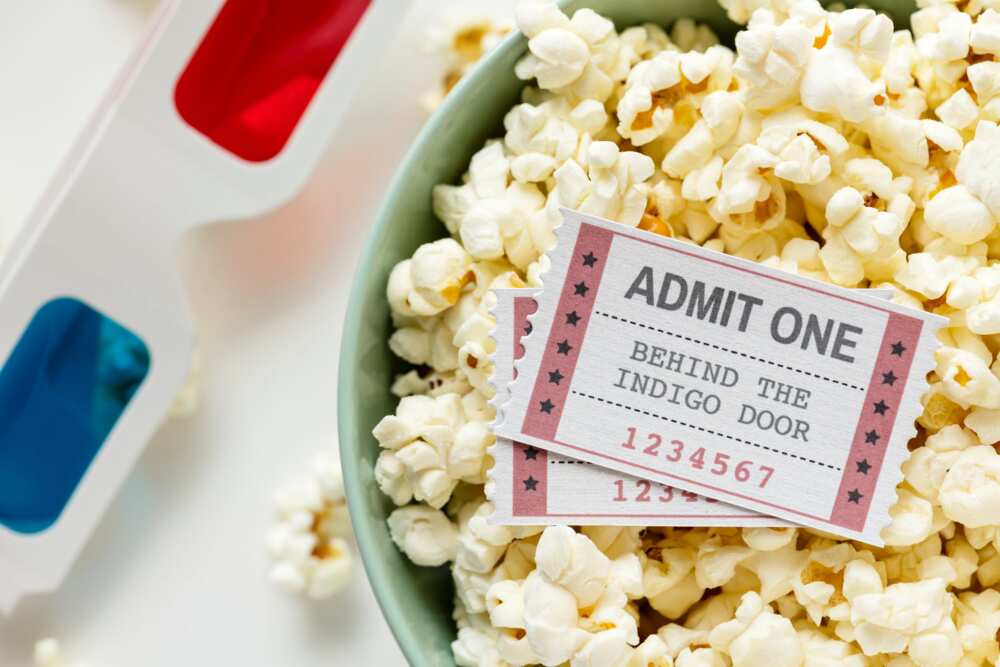 Movie tickets - Valentine gift ideas for him