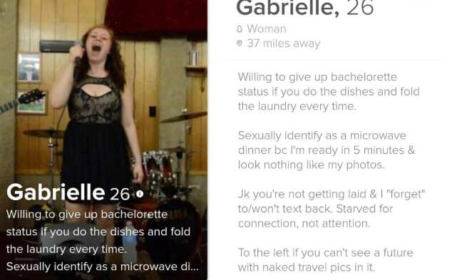 25 Best Tinder Bios We Would Definitely Swipe Right On And So Would You