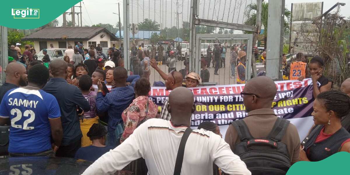 Trending video: Women barricade airport, reveal why as Rivers crisis worsens