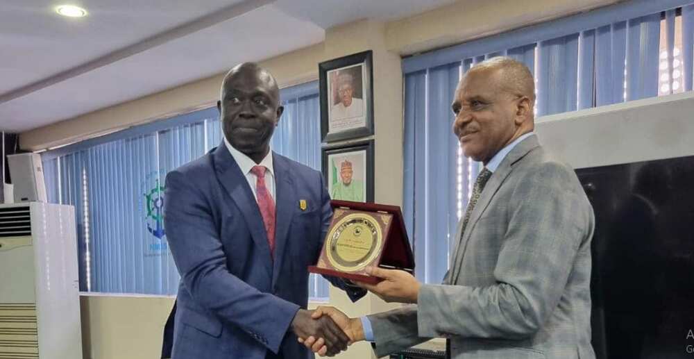 General Ndiomu Visits NIMASA DG, Seeks Opportunities for Youths in ...