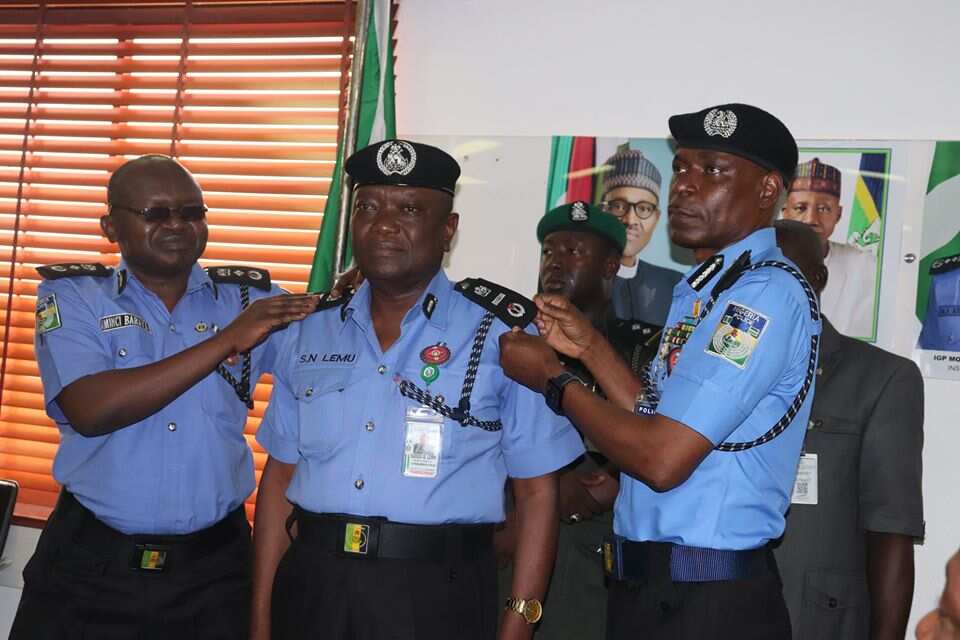 Nigeria police promote 623 senior officers