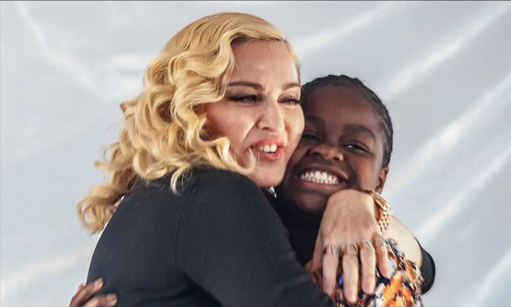 Mercy James : la fille de Madonna a décidément bien grandi ! Mercy James : la fille de Madonna a décidément bien grandi !