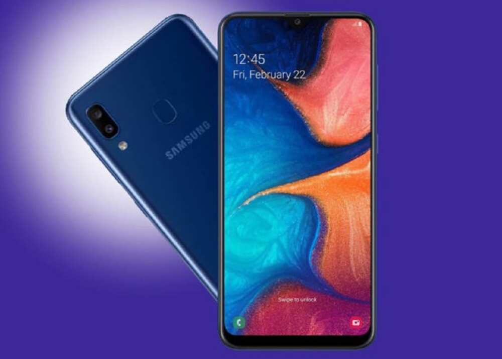 Samsung galaxy a10 обзоры. Самсунг Galaxy a20. Samsung Galaxy s20. Samsung Galaxy a20 2019. Samsung Galaxy a20 синий.