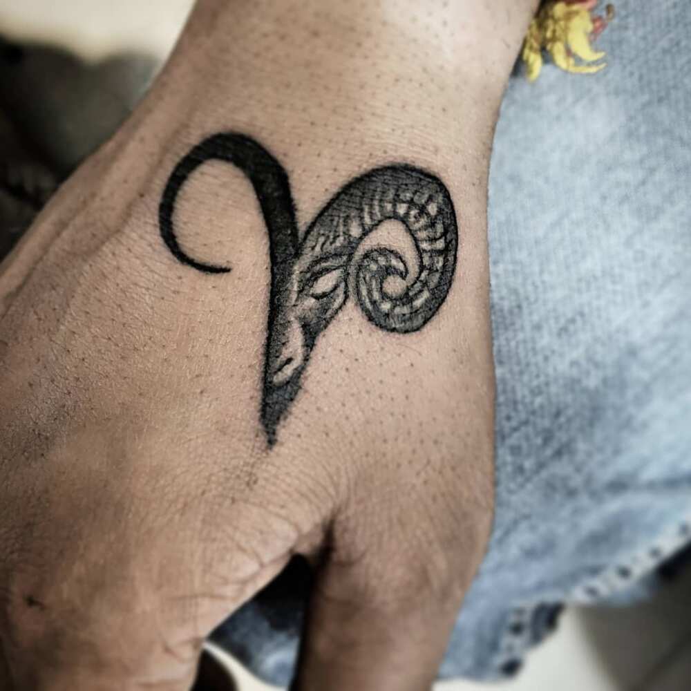 30 cool small tattoos for men Legit.ng