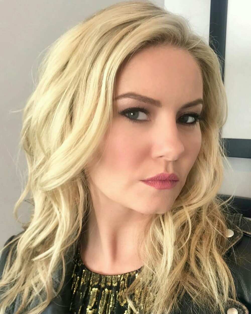 Elisha Cuthbert Cumshot - Elisha Cuthbert bio: age, height, net worth, husband, kids - Legit.ng